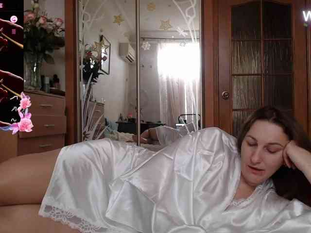 Rellaks2, live webcam girl, age 41, streaming now, chatten, dansen