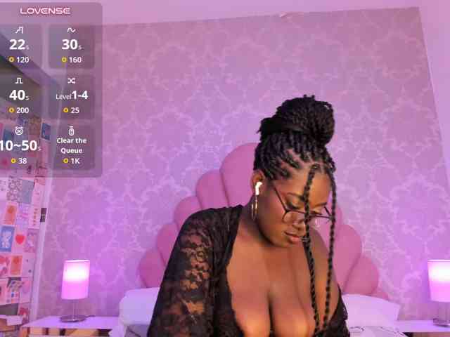 SheylaMunn, live webcam girl, age 19, from COLOMBIA, streaming now, pijpbeurt, camshow