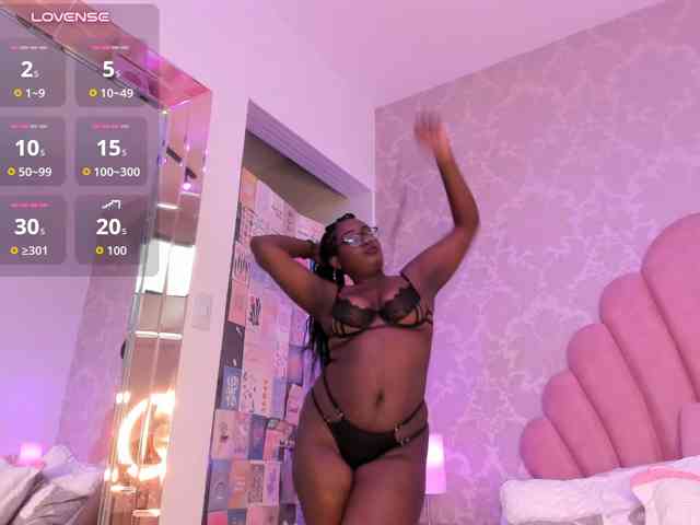 SheylaMunn, live webcam girl, age 19, from COLOMBIA, streaming now, pijpbeurt, camshow