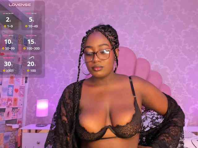 SheylaMunn, live webcam girl, age 19, from COLOMBIA, streaming now, pijpbeurt, camshow