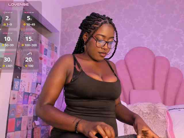 SheylaMunn, live webcam girl, age 19, from COLOMBIA, streaming now, pijpbeurt, camshow