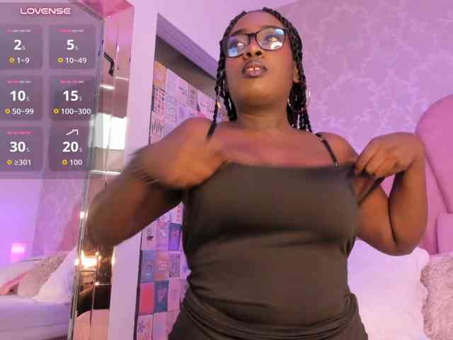 SheylaMunn, live webcam girl, age 19, from COLOMBIA, streaming now, pijpbeurt, camshow