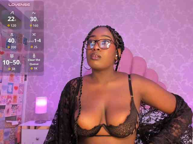 SheylaMunn, live webcam girl, age 19, from COLOMBIA, streaming now, pijpbeurt, camshow
