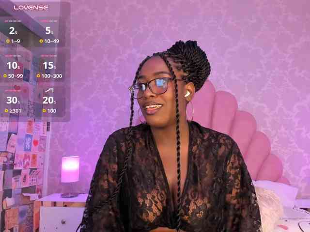 SheylaMunn, live webcam girl, age 19, from COLOMBIA, streaming now, pijpbeurt, camshow