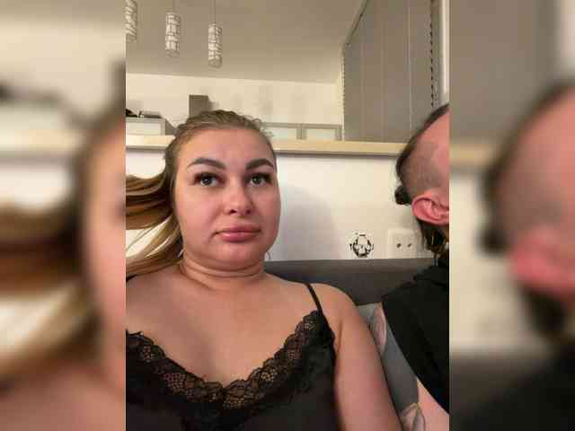 Rediska341, live webcam girl, age 30, streaming now, anaal spelen, kontneuken