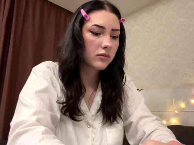 nikatira, live webcam girl, age 18, from POLAND, streaming now, pijpbeurt, kontneuken